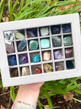 Load image into Gallery viewer, Display Box Crystal Set
