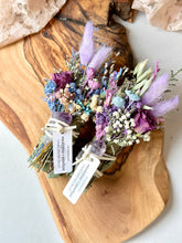 Load image into Gallery viewer, CALM + RELIEF | Eucalyptus & Amethyst with dried florals