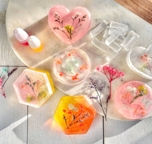 Load image into Gallery viewer, Wish*Craft Flower Power DIY Soaps