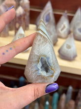 Load image into Gallery viewer, Druzy Agate
