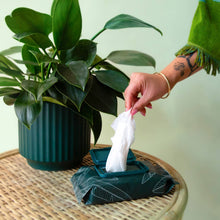 Load image into Gallery viewer, Plant Cleansing Wipes | Rainforest | Neem Oil Infused
