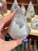 Load image into Gallery viewer, Druzy Agate
