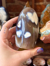 Load image into Gallery viewer, Orca Agate Freeform
