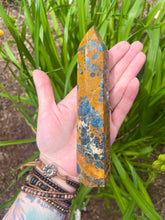 Load image into Gallery viewer, Apatite in Dendritic Agate Tower
