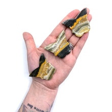 Load image into Gallery viewer, ONE Bumblebee Jasper Butterfly

